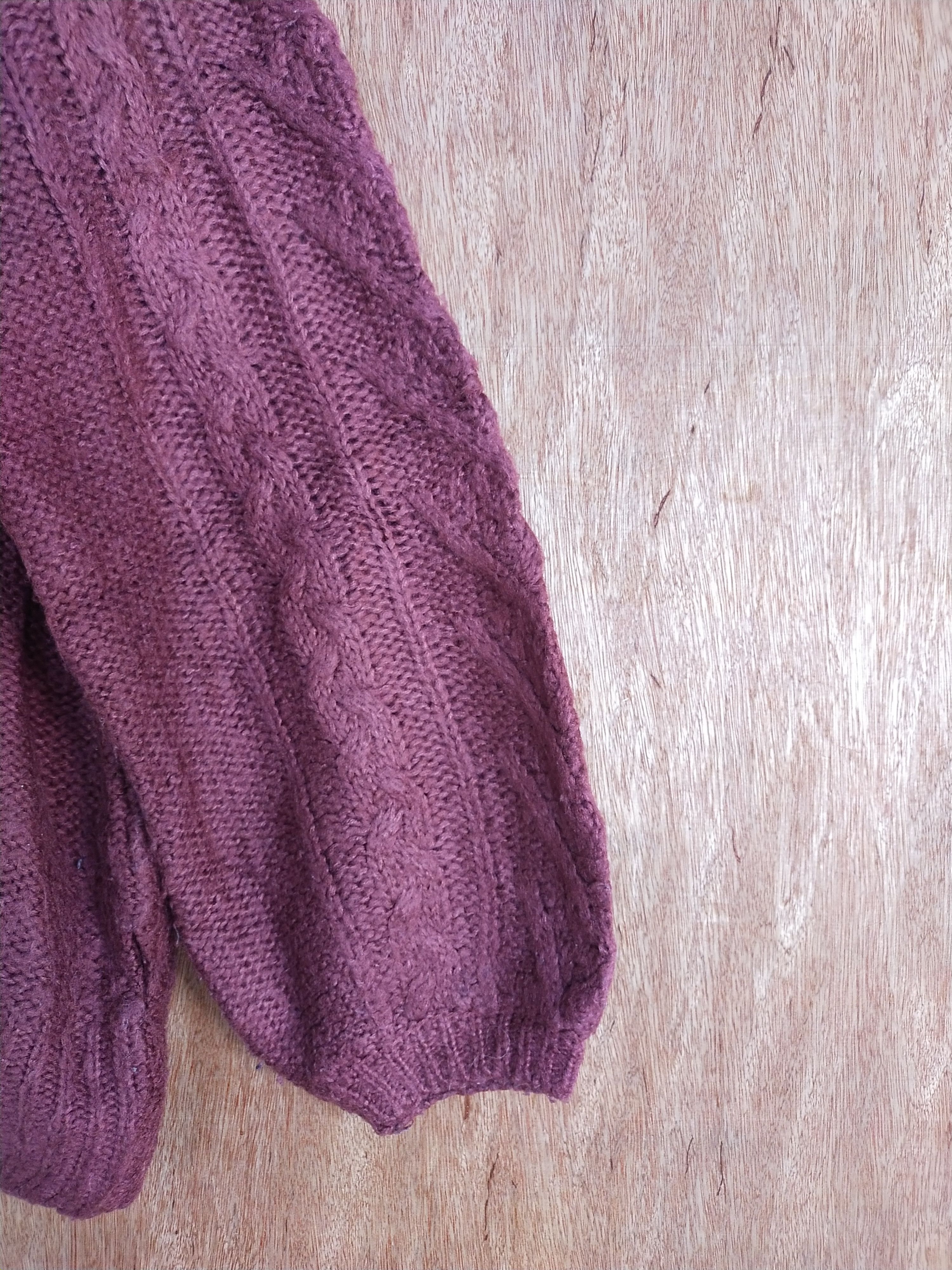 Aran Isles Knitwear Nice Claup maroon aran isle cable knitwear # H179 Size US M / EU 48-50 / 2 - 6 Thumbnail