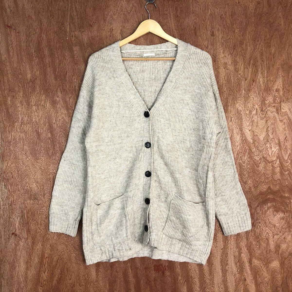 GU Japan Cream baggie knitwear Cardigan #H092