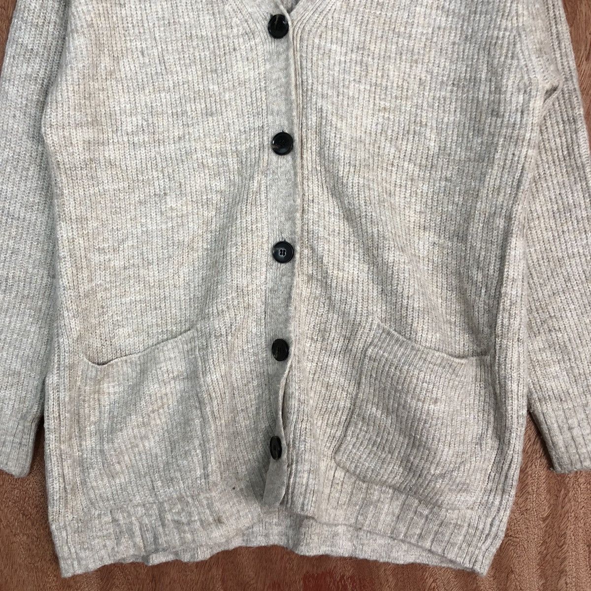 Japanese Brand GU Japan Cream baggie knitwear Cardigan #H092 Size US S / EU 44-46 / 1 - 8 Thumbnail