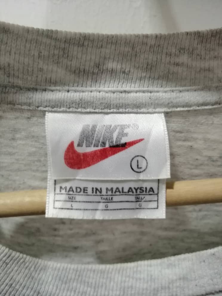 Nike Vintage 90s Nike Big Center Swoosh Tees Size US L / EU 52-54 / 3 - 3 Thumbnail