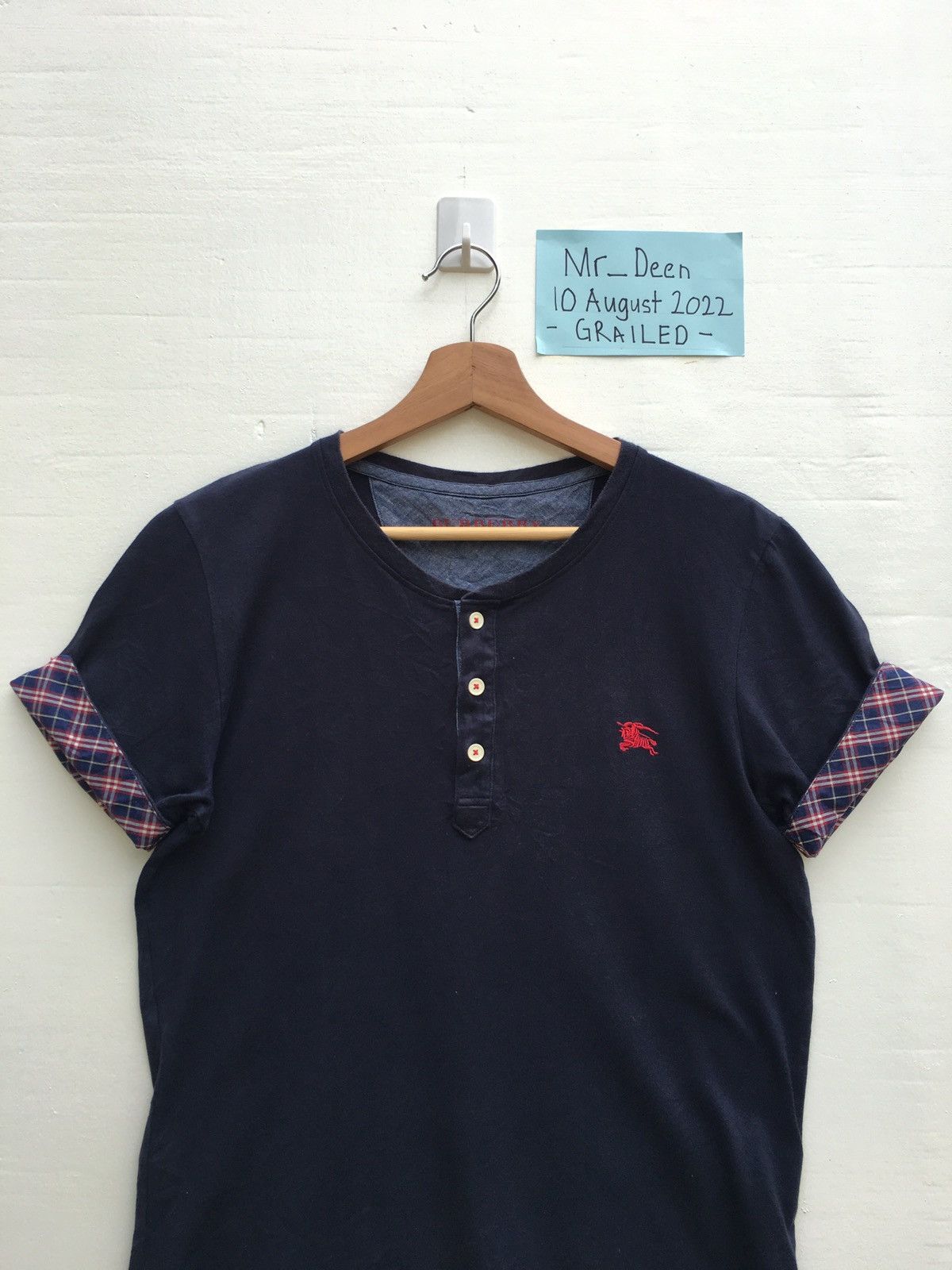 Burberry Vintage Burberry Black Label Short Tshirt Size S / US 4 / IT 40 - 1 Thumbnail
