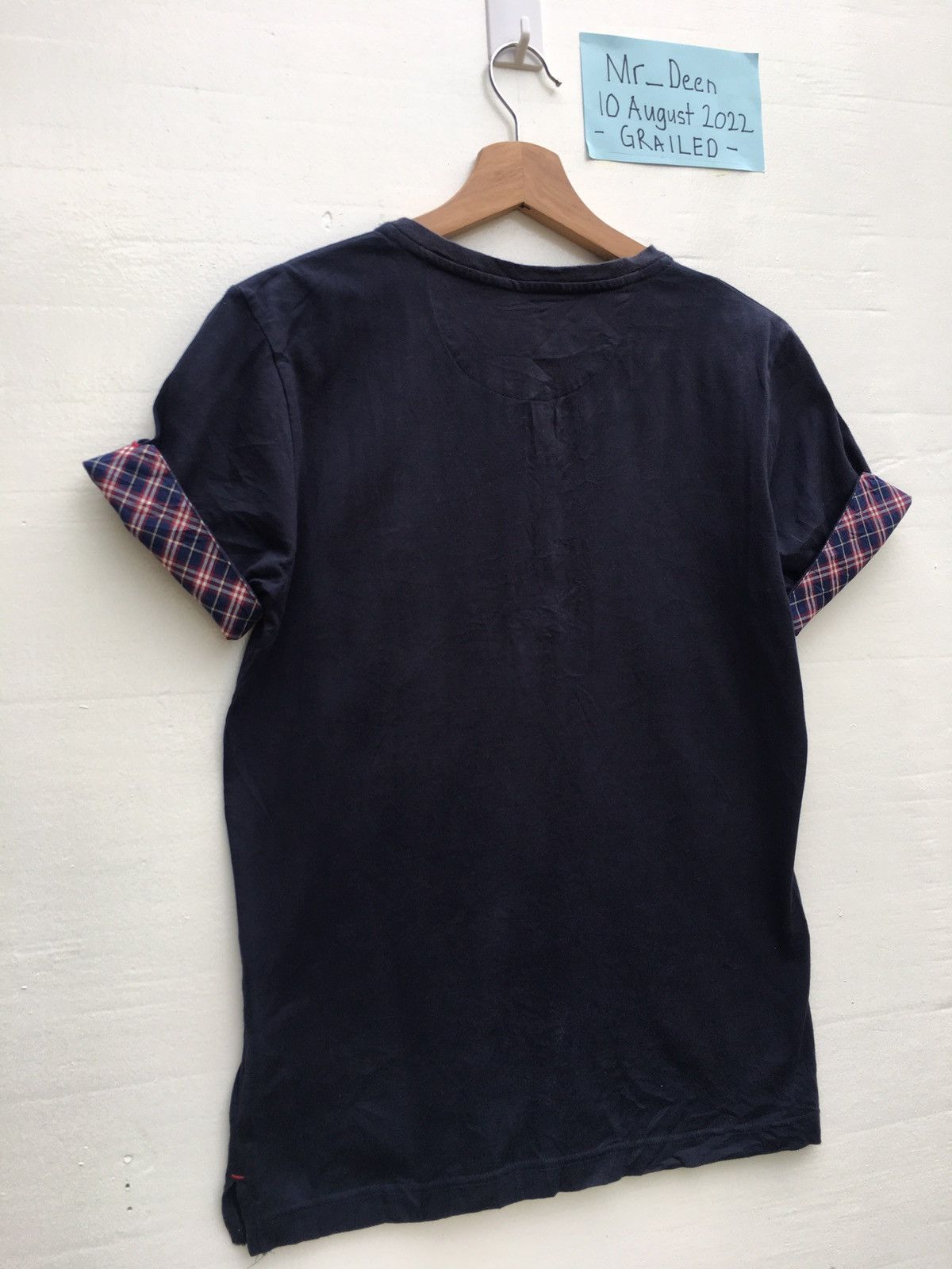 Burberry Vintage Burberry Black Label Short Tshirt Size S / US 4 / IT 40 - 13 Thumbnail