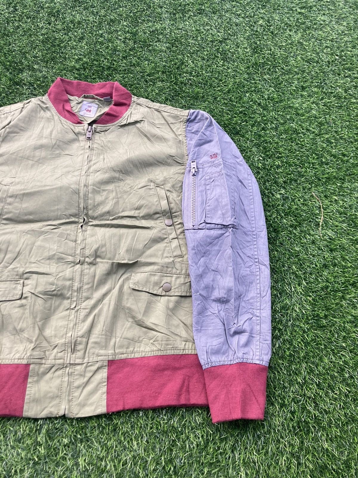 Undercover × Uniqlo UNIQLO X UNDERCOVER BOMBER JACKET Size US S / EU 44-46 / 1 - 4 Thumbnail