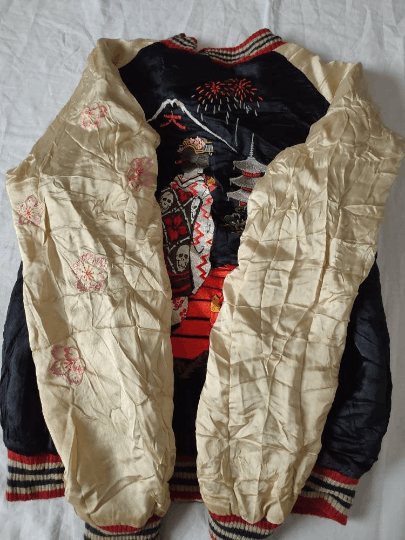 Japanese Brand Vintage Sukajan Cropped Head Reversible Embroider Geisha Size US S / EU 44-46 / 1 - 6 Thumbnail