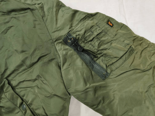 Alpha Industries Vintage Alpha Industries Flight Jacket Size US L / EU 52-54 / 3 - 4 Thumbnail