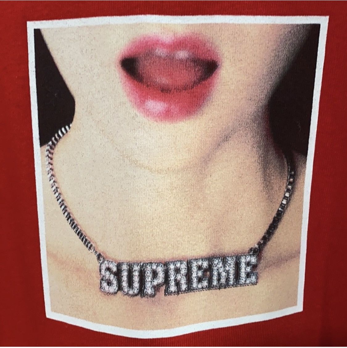 Supreme store Necklace Tee XL