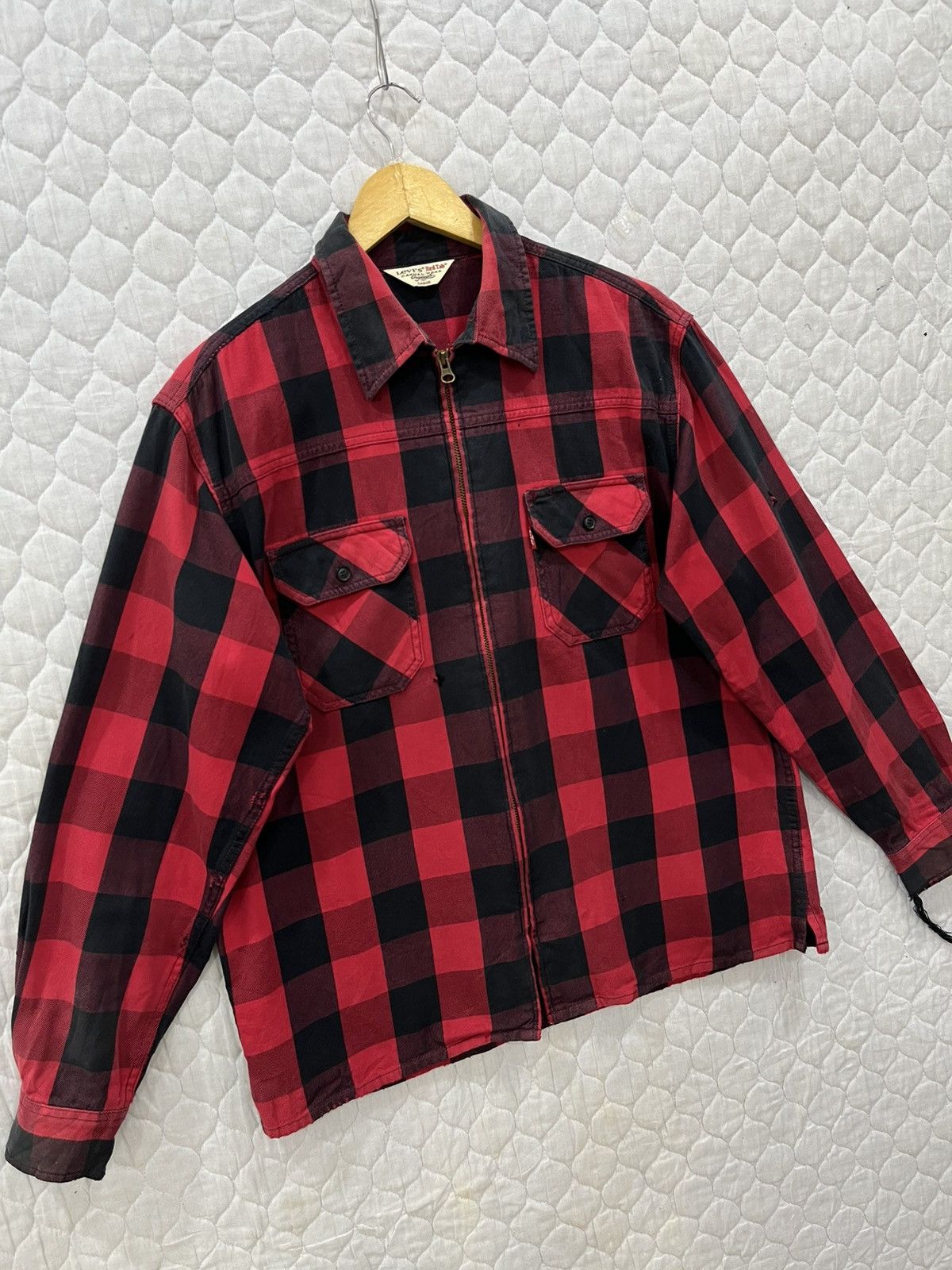 Levi's (Dd). LEVIS ZIPPER JACKET Size US M / EU 48-50 / 2 - 5 Thumbnail