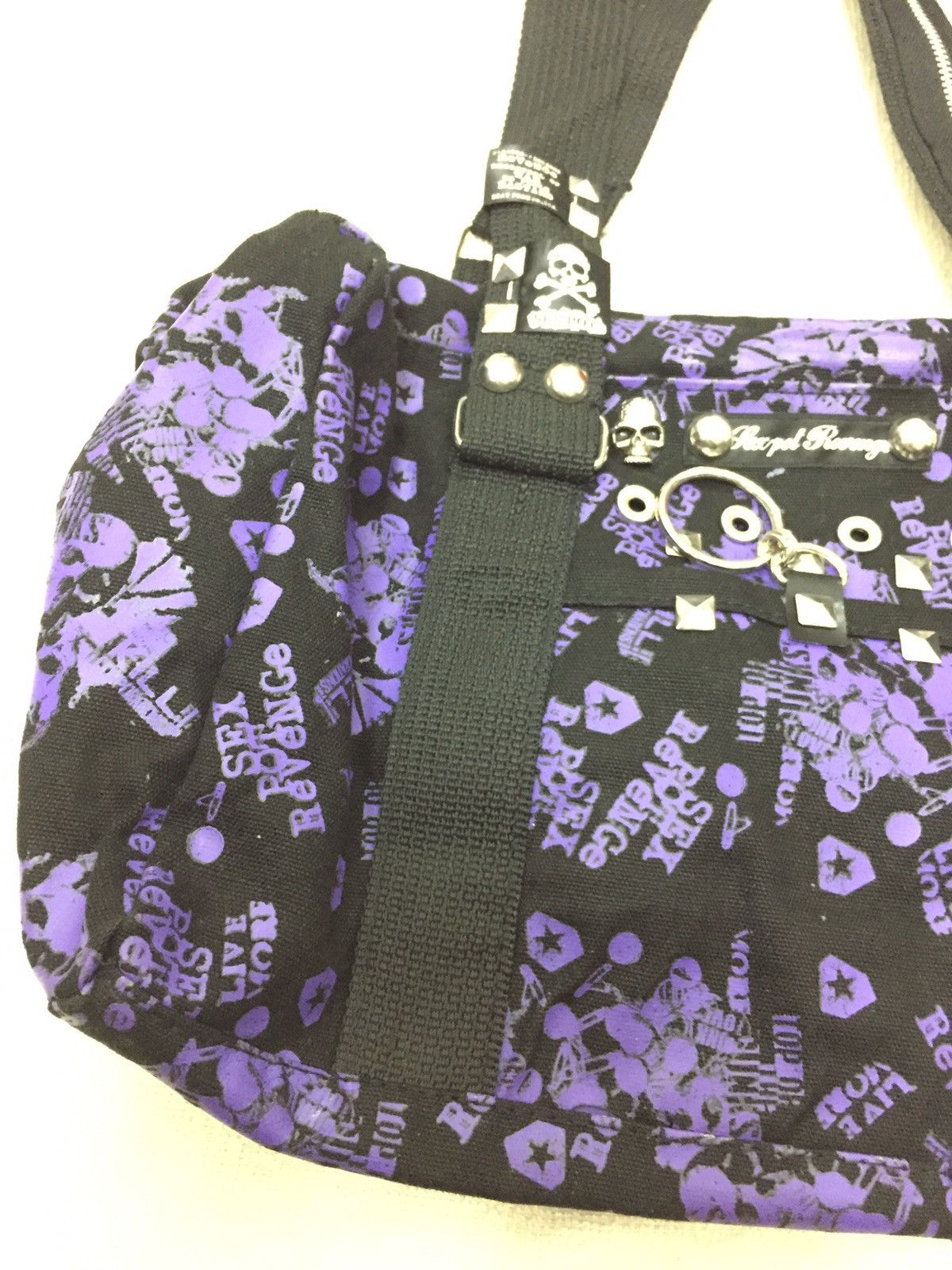 Japanese Brand Skull Print Duffle Bag Size ONE SIZE - 5 Thumbnail