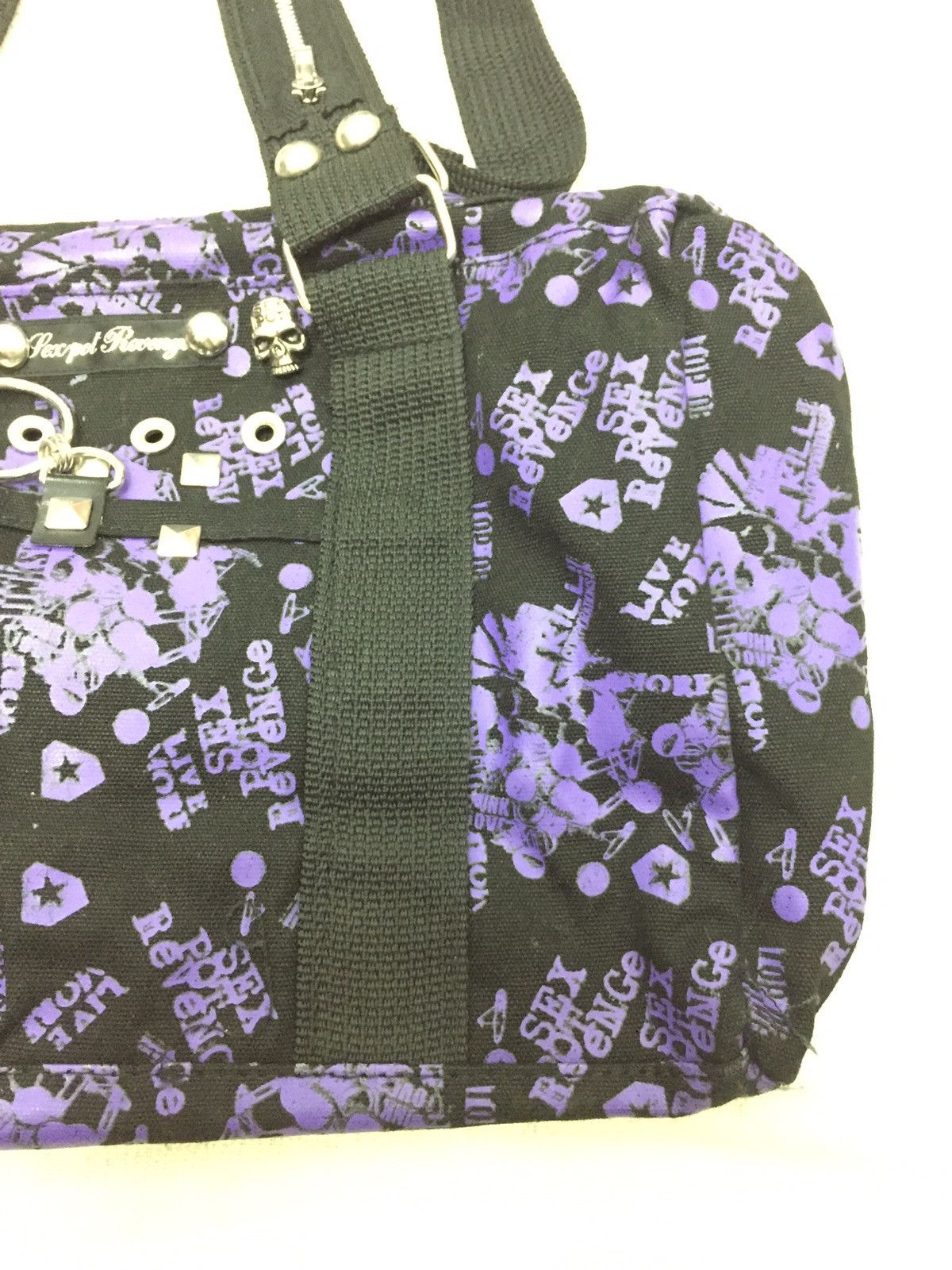 Japanese Brand Skull Print Duffle Bag Size ONE SIZE - 4 Thumbnail