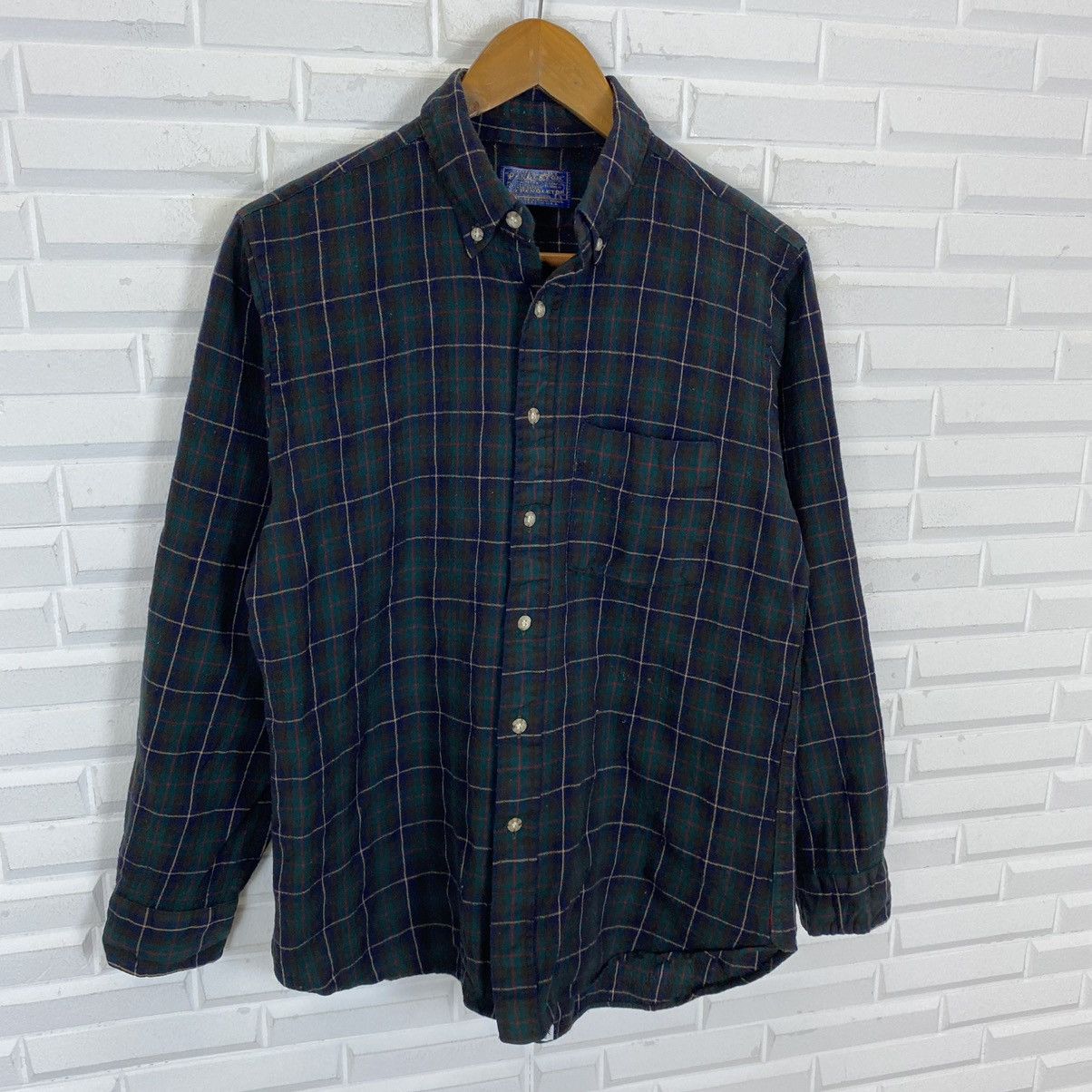 Flannel × Pendleton × Vintage VINTAGE PENDLETON WOOL FLANNEL MADE IN USA Size US S / EU 44-46 / 1 - 3 Thumbnail