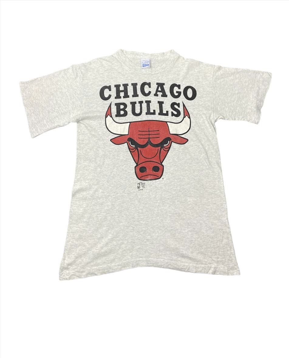 Vintage 90s Chicago authentic Bulls Tee