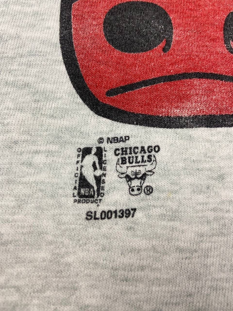 NBA Vintage 90s chicago bulls tshirt Size US M / EU 48-50 / 2 - 6 Thumbnail