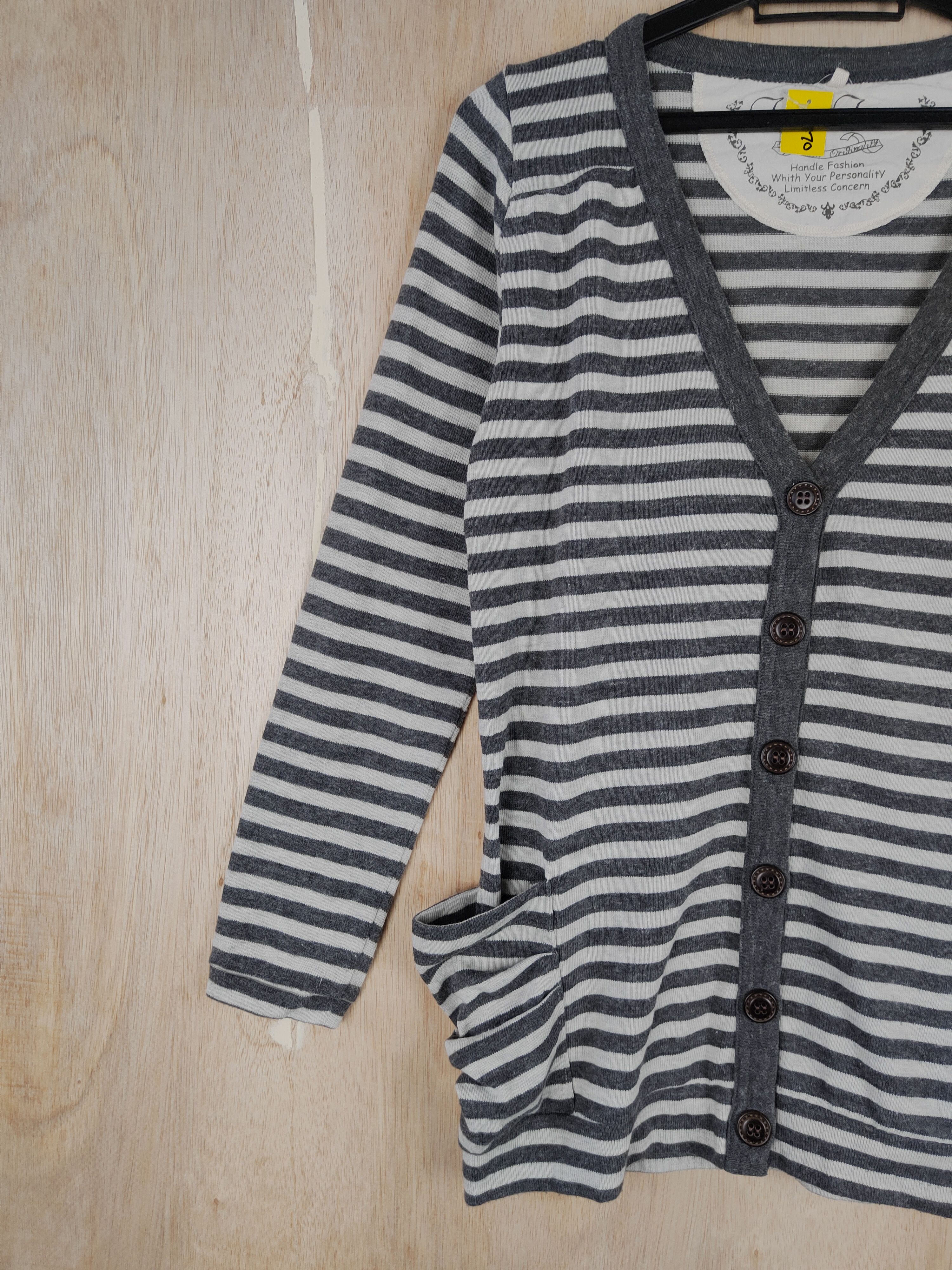 Japanese Brand × OVER THE STRiPES Find Favor Gray stripe like cobain cardigan Sweater #4270 Size M / US 6-8 / IT 42-44 - 5 Thumbnail