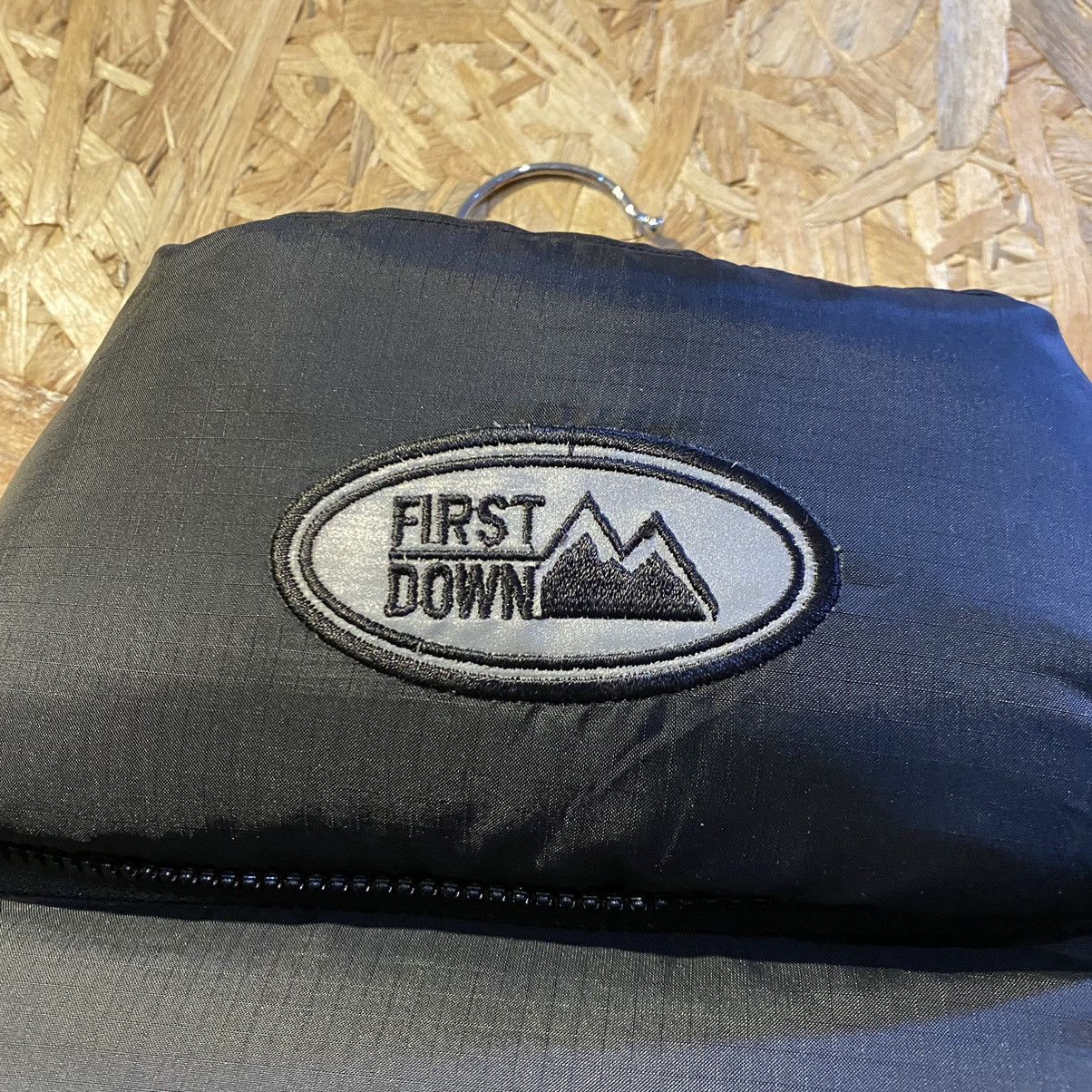 First MFG Co. × Vintage VINTAGE RARE‼️First Down USA Puffer Jackets Size US M / EU 48-50 / 2 - 15 Thumbnail