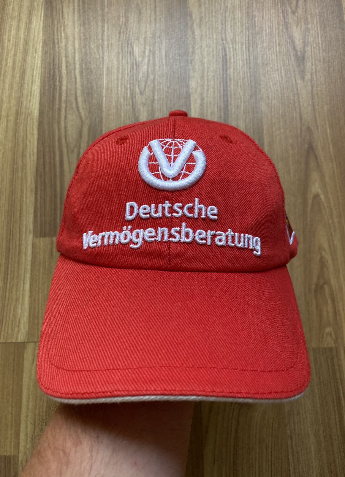 Vintage Vintage Michael Schumacher 2000 World Champion Ferrari Cap Size ONE SIZE - 1 Thumbnail