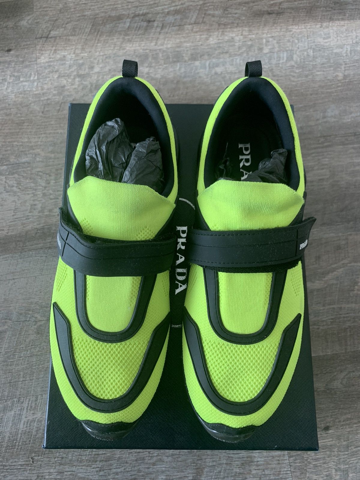 Prada Calzature Uomo display picture 1