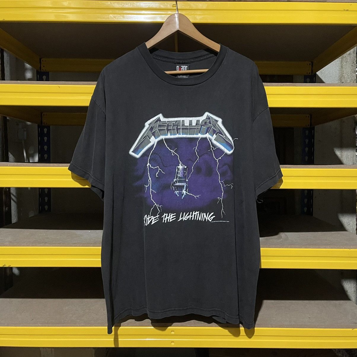 Vintage Vintage 1994 Metallica Ride to Lightning Electric Chair | Grailed