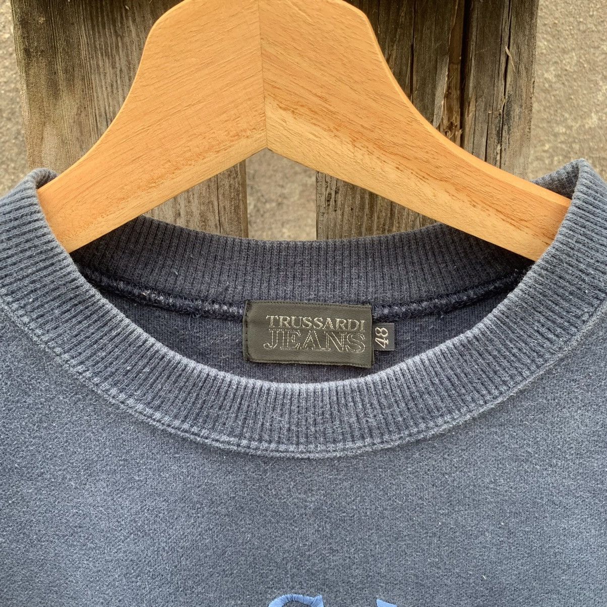Designer × Trussardi × Vintage 1990’s Vintage Trussardi BigLogo Sweater Faded Baggy Pullove Size US XL / EU 56 / 4 - 6 Thumbnail