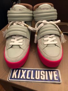 Kixclusive - Louis Vuitton x Kanye West Jasper Grey / Pink