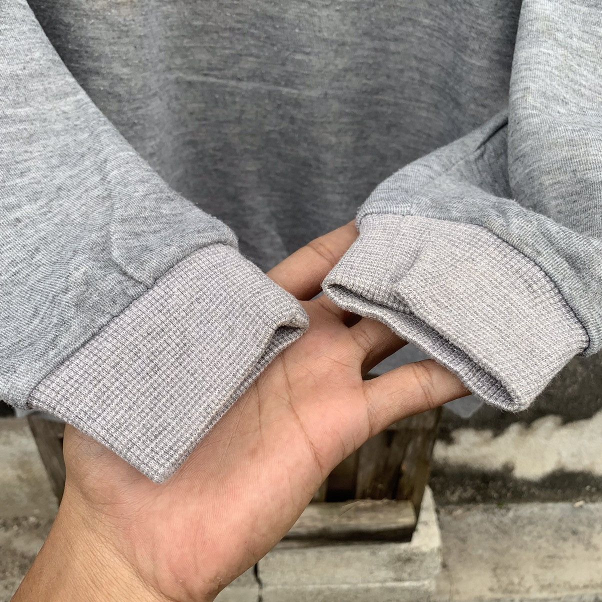 Japanese Brand × Valentino × Vintage Vintage Gianni Valentino Crewneck Jumper Sweater Pullover Size US M / EU 48-50 / 2 - 3 Thumbnail