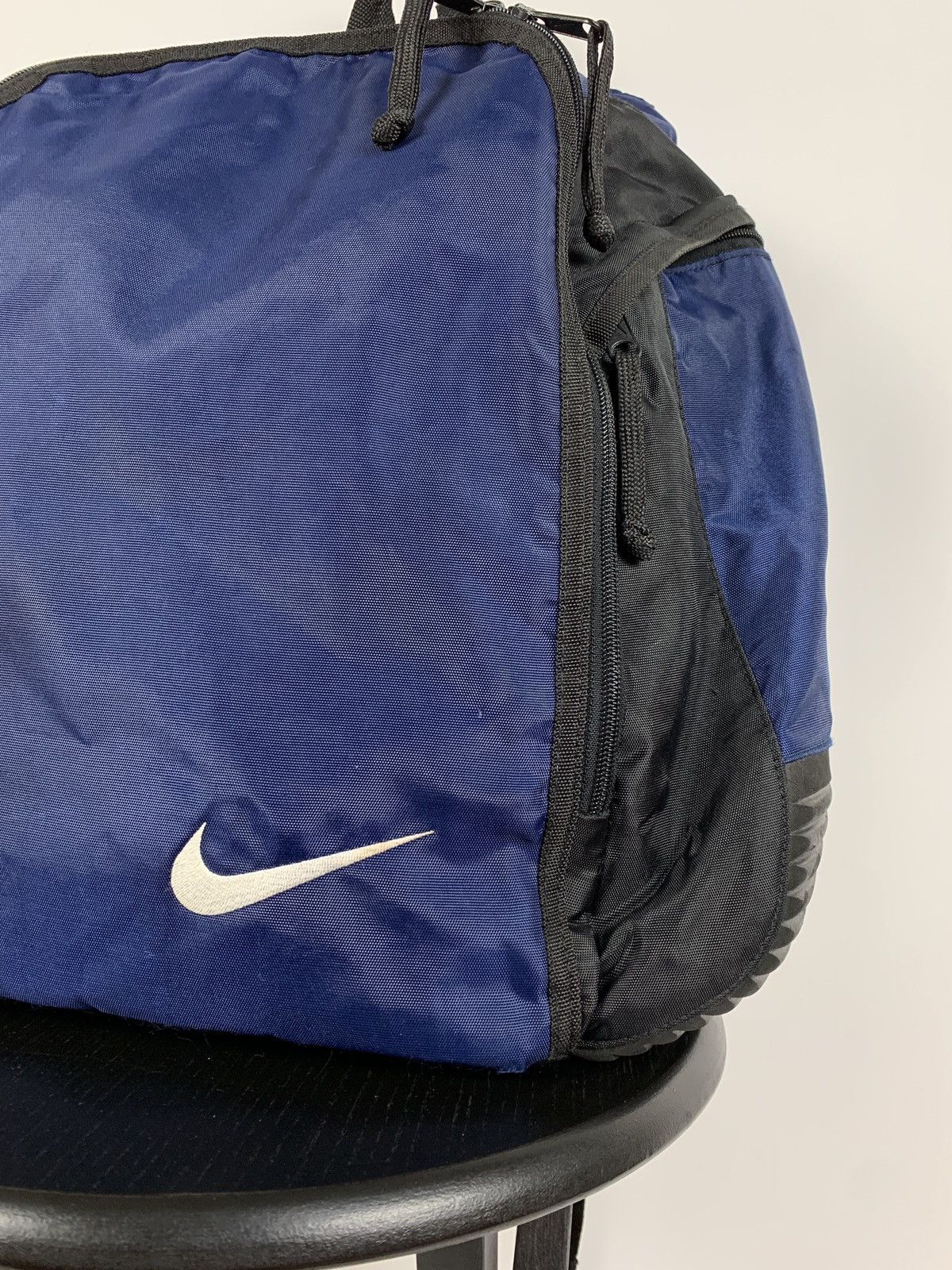 Nike 90s Vintage Nike Swoosh Nylon Black/Blue Backpack Bag Size ONE SIZE - 11 Thumbnail