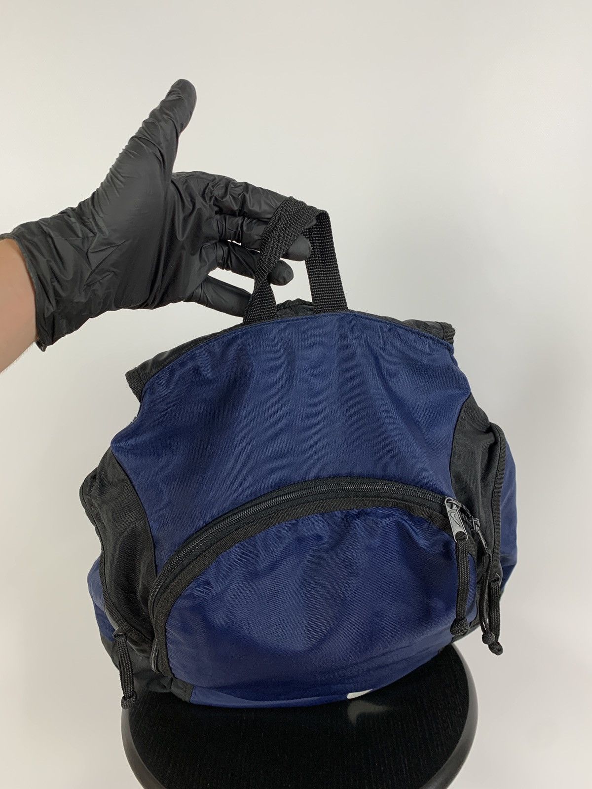 Nike 90s Vintage Nike Swoosh Nylon Black/Blue Backpack Bag Size ONE SIZE - 8 Thumbnail