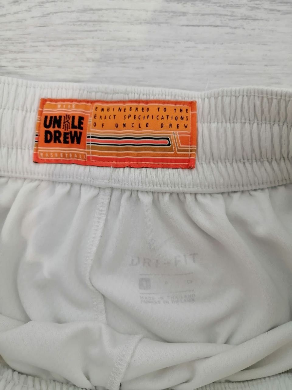 Nike Nike Kyrie Irving DNA Shorts Uncle Drew White Black Size US 30 / EU 46 - 10 Thumbnail