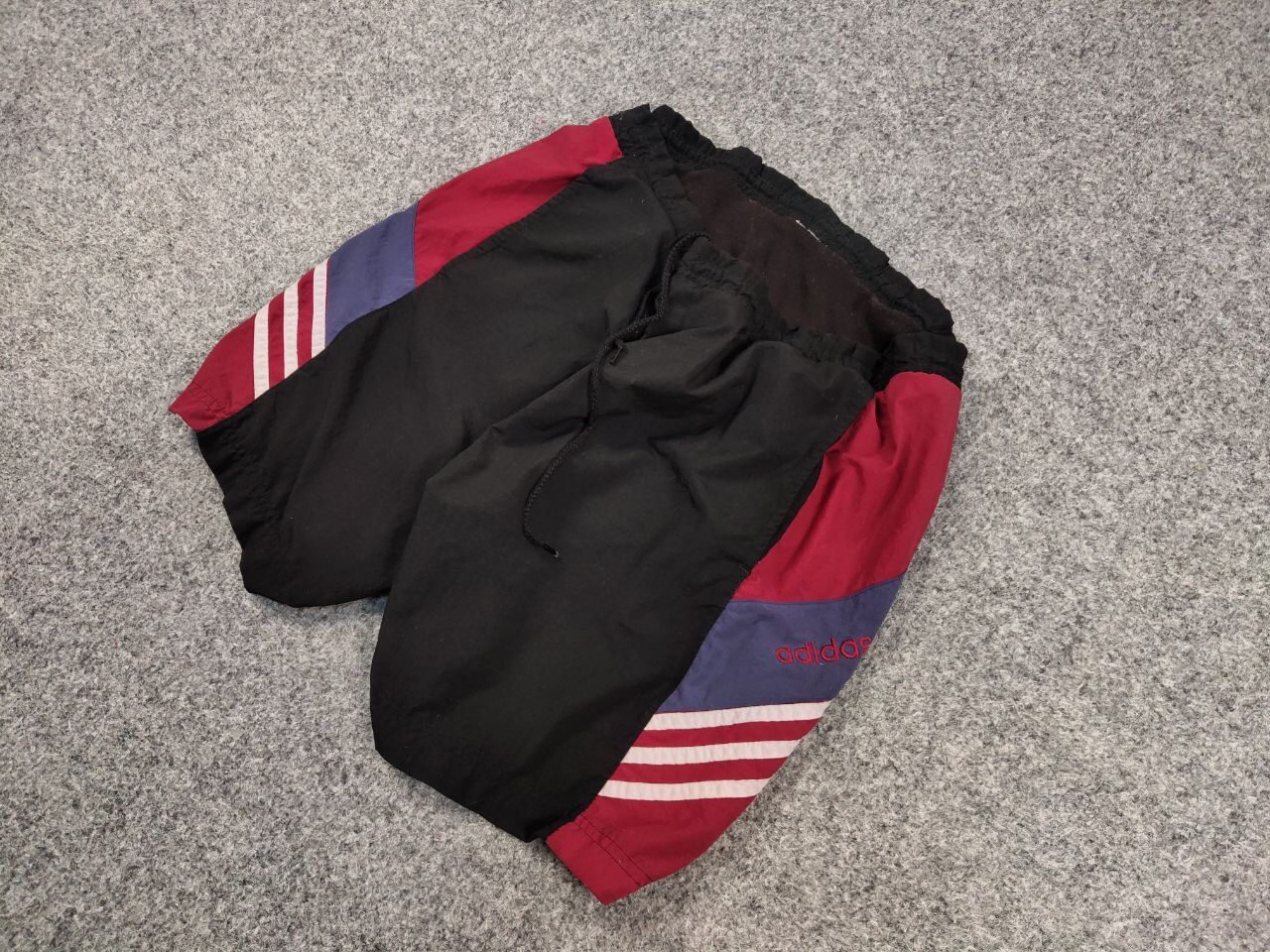Adidas Vintage 90's Adidas Shorts Logo Black Casual Y2K Streetwear Size US 34 / EU 50 - 3 Thumbnail