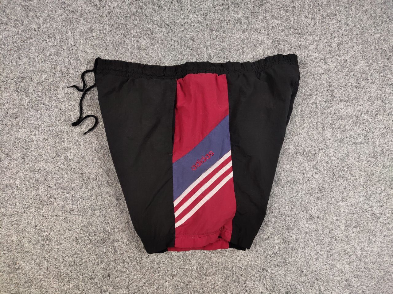 Adidas Vintage 90's Adidas Shorts Logo Black Casual Y2K Streetwear Size US 34 / EU 50 - 8 Thumbnail