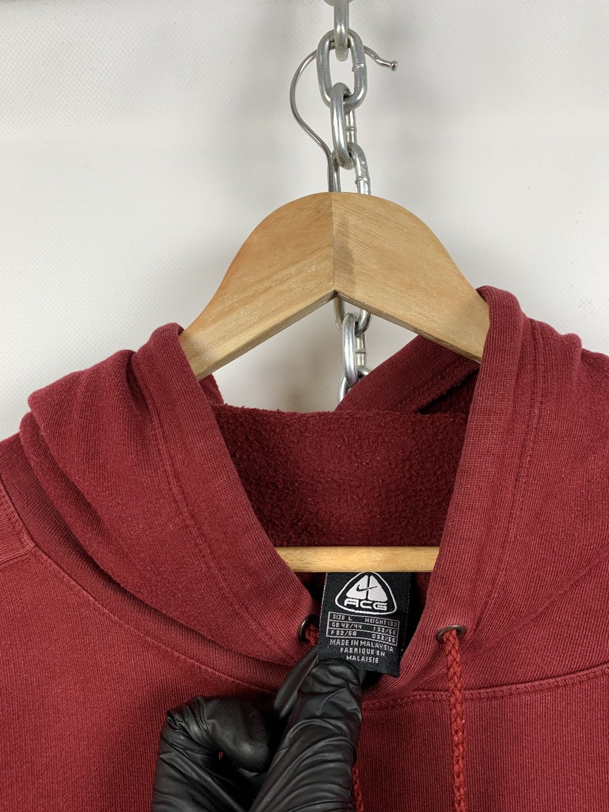 Nike 90s Vintage Nike ACG Distressed Burgundy Y2K Hoodie Size US L / EU 52-54 / 3 - 19 Thumbnail