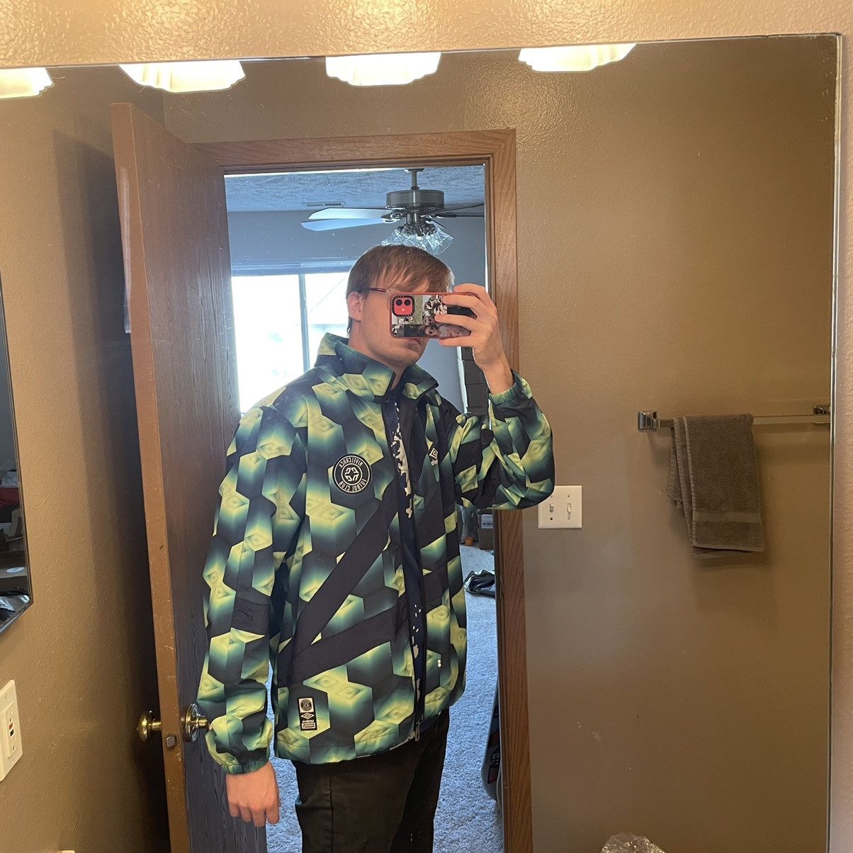 Umbro 90s NiVELCRACK interdimensional crinkle nylon track jacket Size US L / EU 52-54 / 3 - 11 Thumbnail