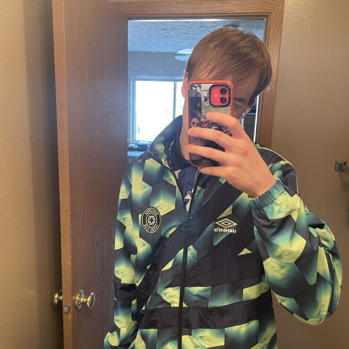 Umbro 90s NiVELCRACK interdimensional crinkle nylon track jacket Size US L / EU 52-54 / 3 - 12 Thumbnail
