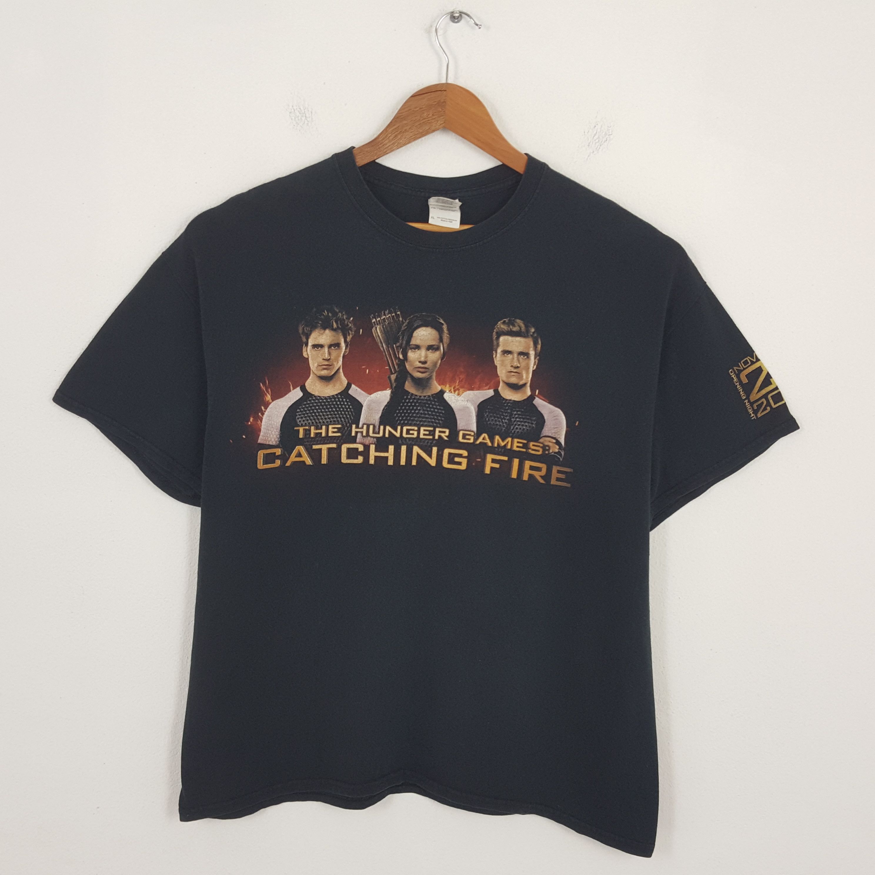 Vintage THE HUNGER GAME American Adventure Movie T-Shirt