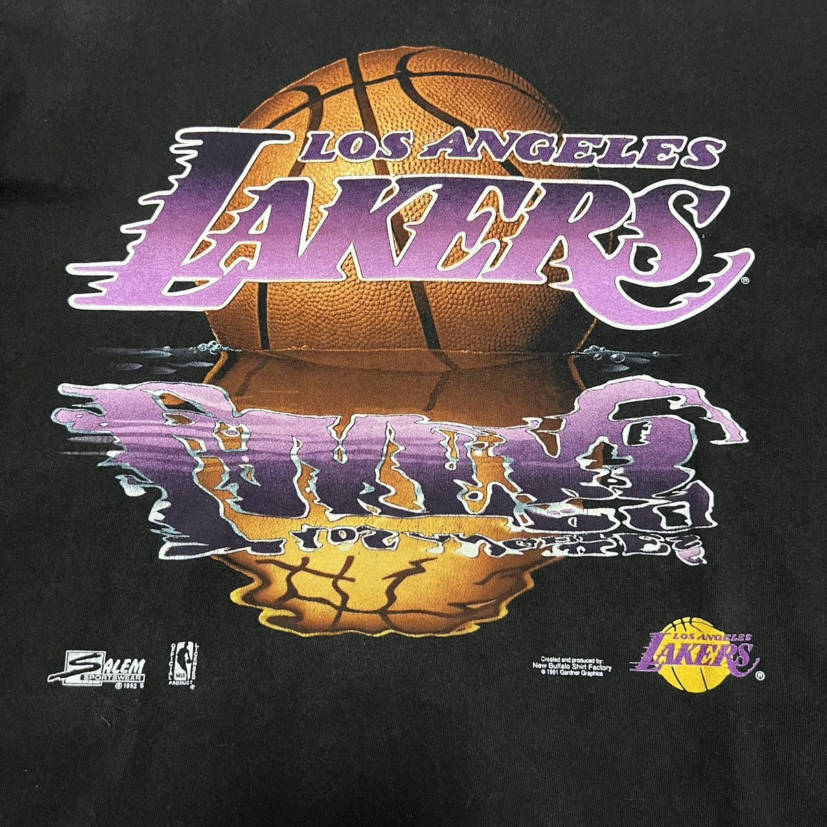 NBA Vintage NBA Salem LA Lakers Logo Water Reflection Size US L / EU 52-54 / 3 - 3 Thumbnail