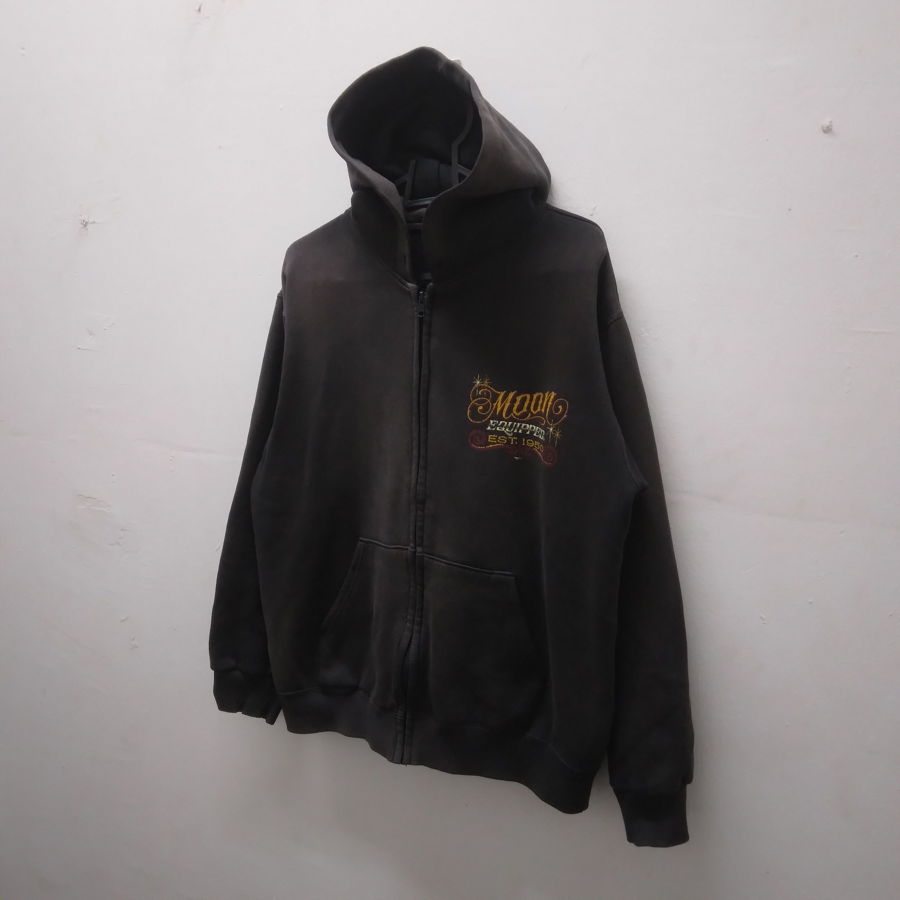 Japanese Brand × Vintage VTG Moon Equipped Sunfaded Hoodie Sweatshirt Size US M / EU 48-50 / 2 - 8 Thumbnail