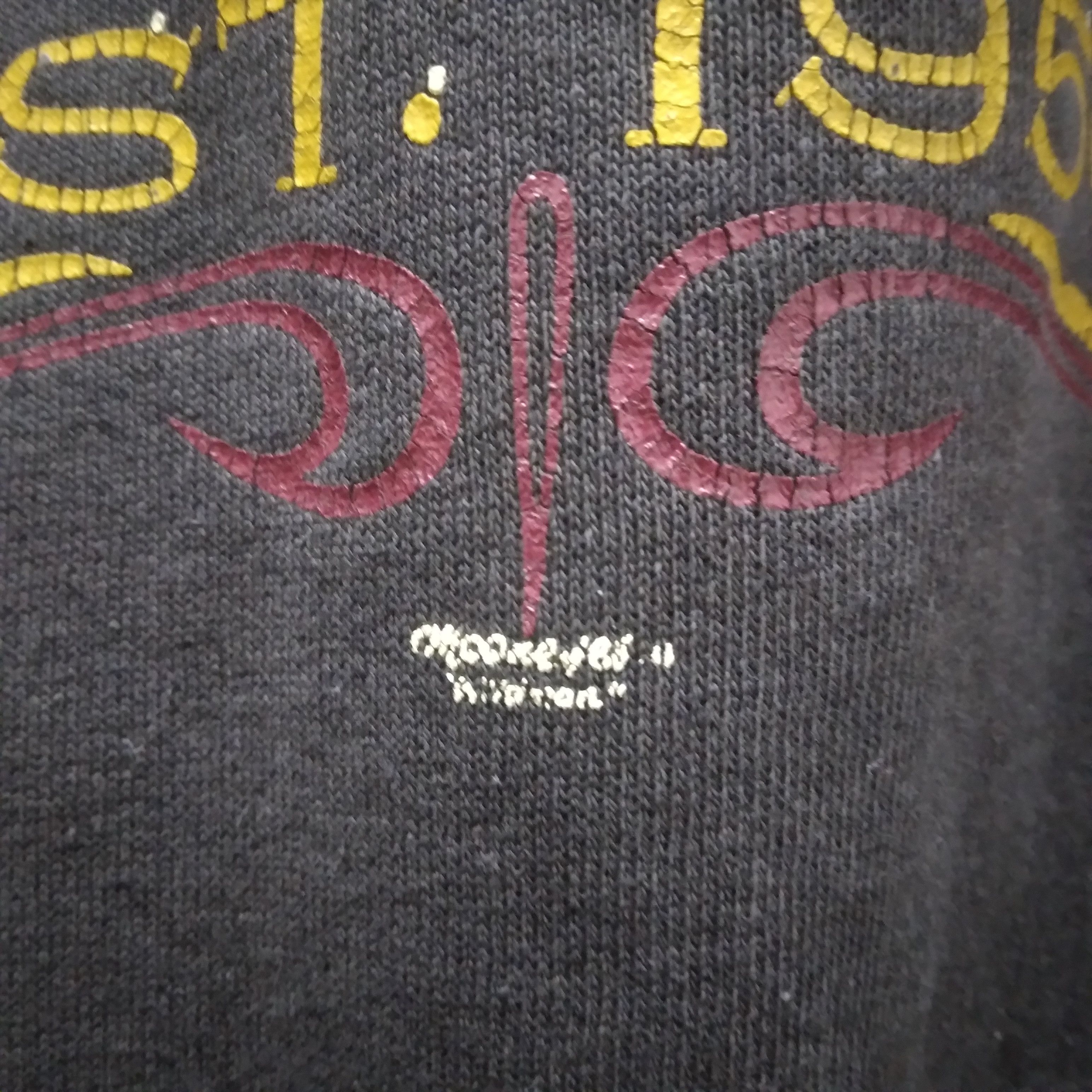 Japanese Brand × Vintage VTG Moon Equipped Sunfaded Hoodie Sweatshirt Size US M / EU 48-50 / 2 - 5 Thumbnail