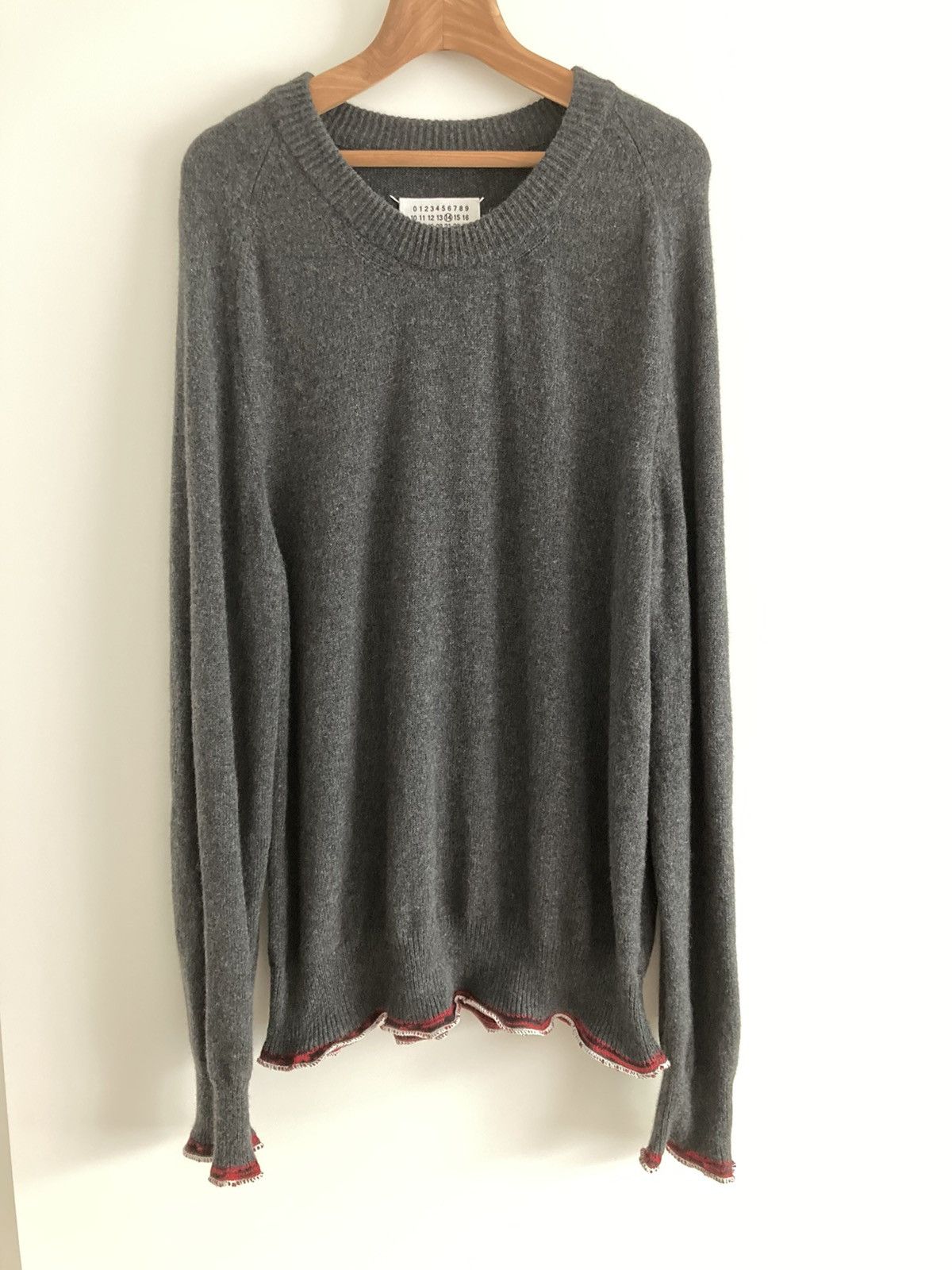 Maison Margiela Maison Margiela Cashmere Sweater Size US XL / EU 56 / 4 - 1 Thumbnail