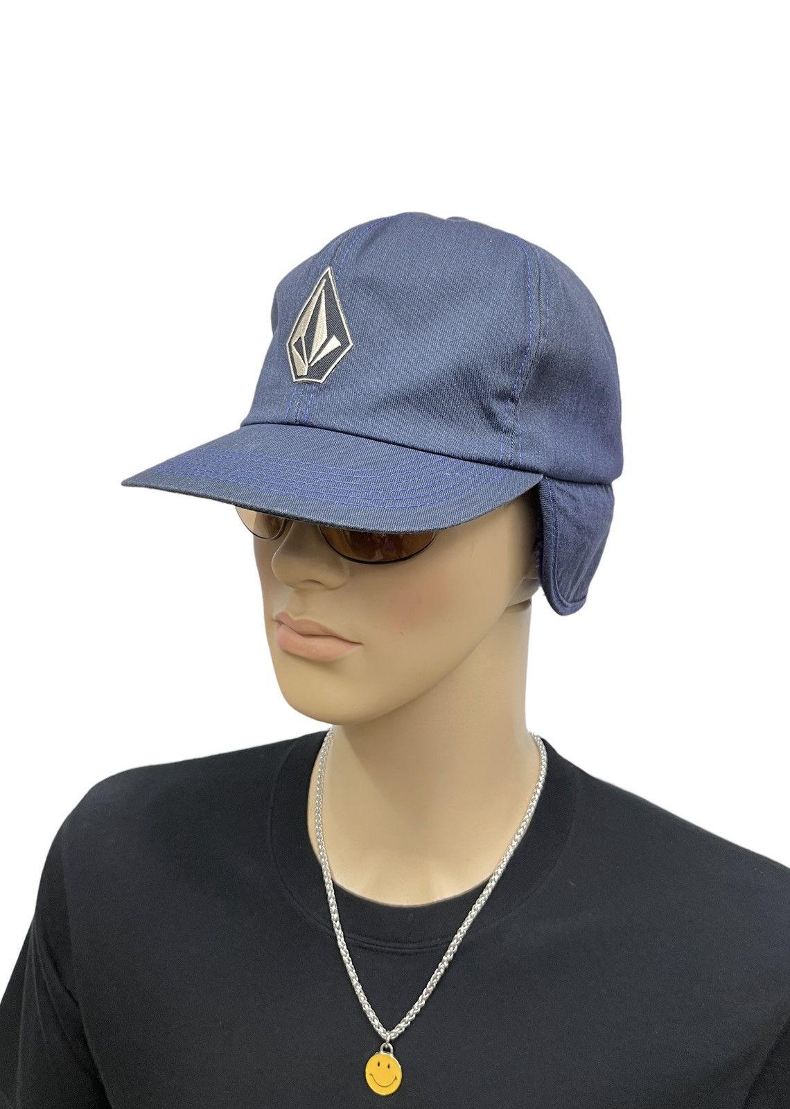Vintage VOLCOM Skateboard Half Flap Full Cap