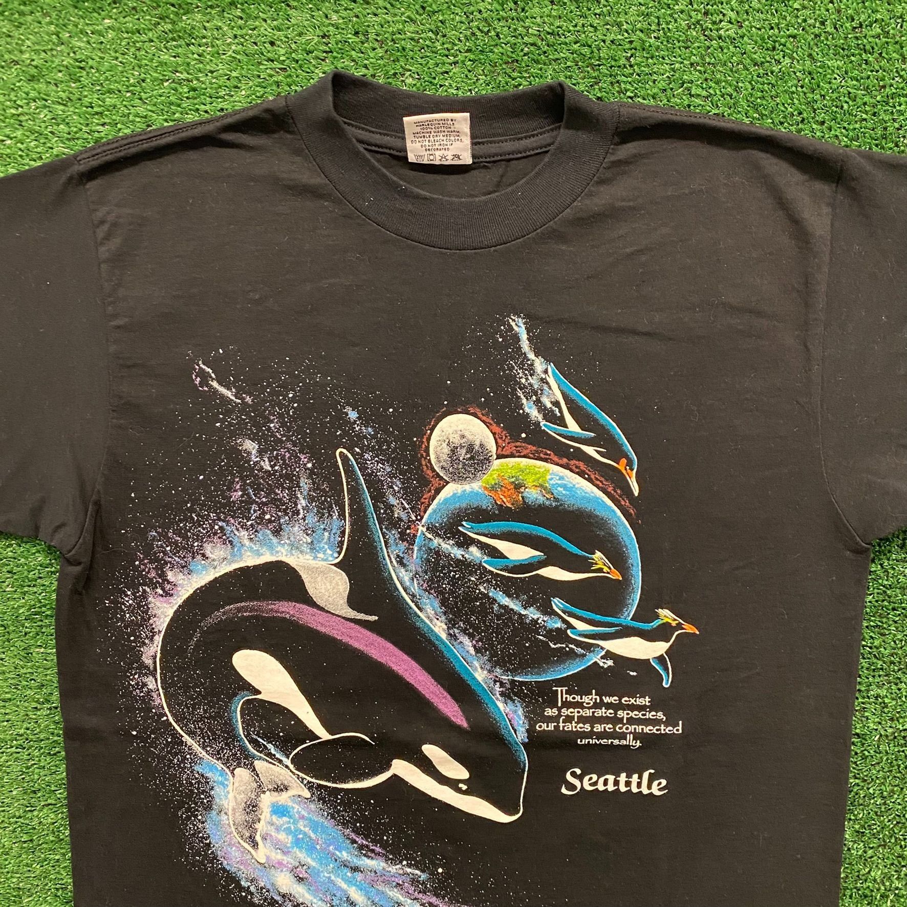 Vintage Space Animals Vintage 90s Nature T-Shirt Size US L / EU 52-54 / 3 - 2 Thumbnail