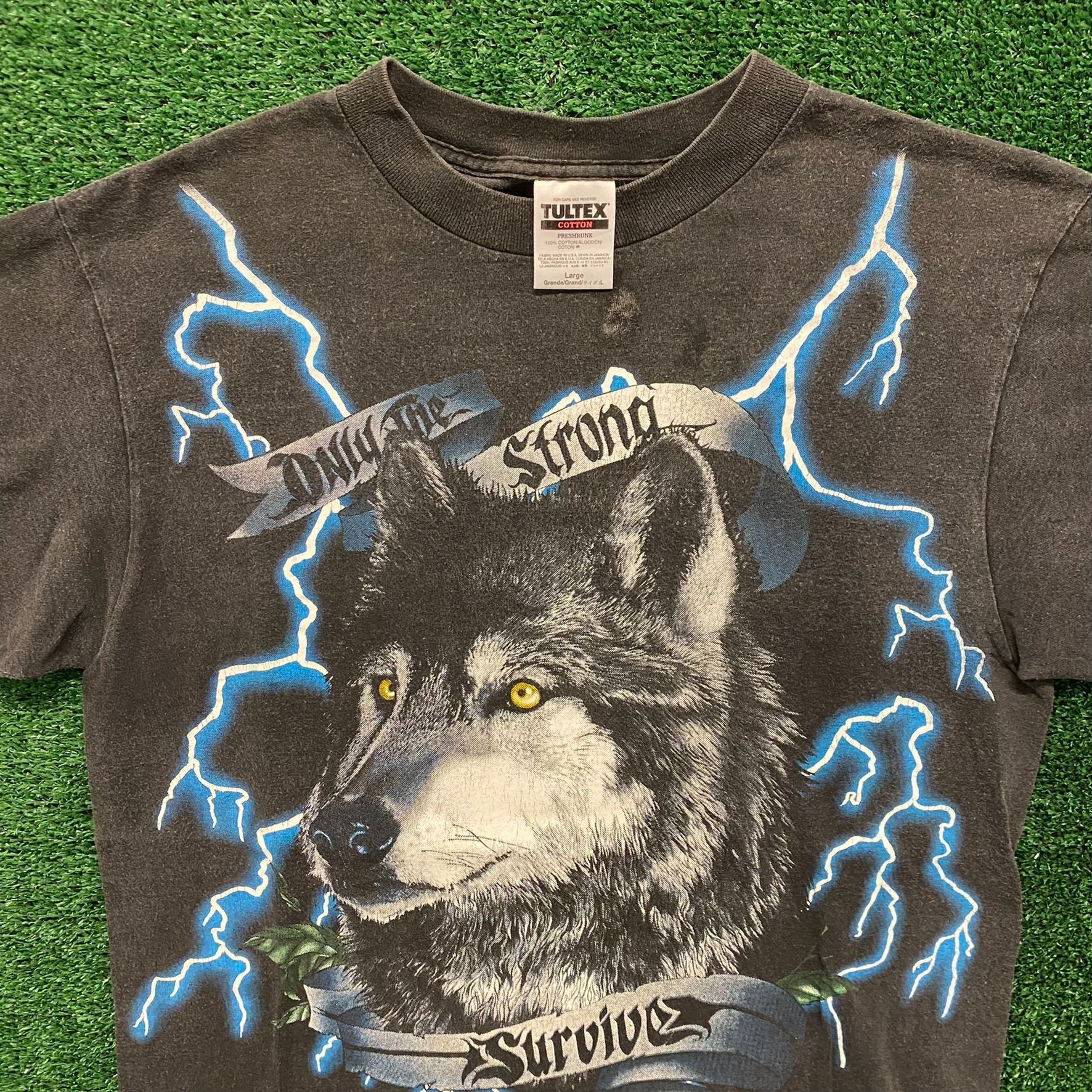 Vintage American Thunder Wolf Vintage 90s T-Shirt Size US L / EU 52-54 / 3 - 2 Thumbnail