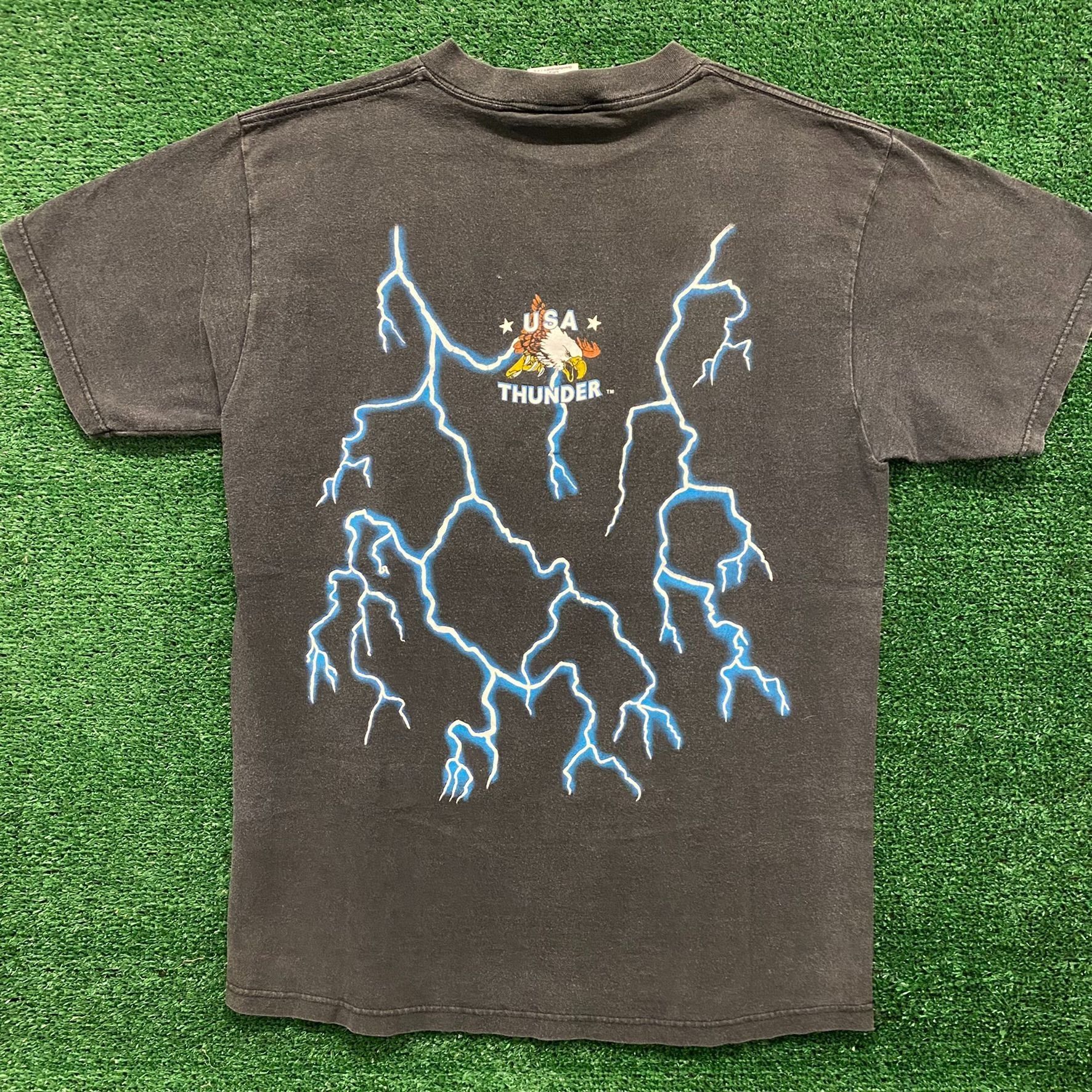 Vintage American Thunder Wolf Vintage 90s T-Shirt Size US L / EU 52-54 / 3 - 4 Thumbnail