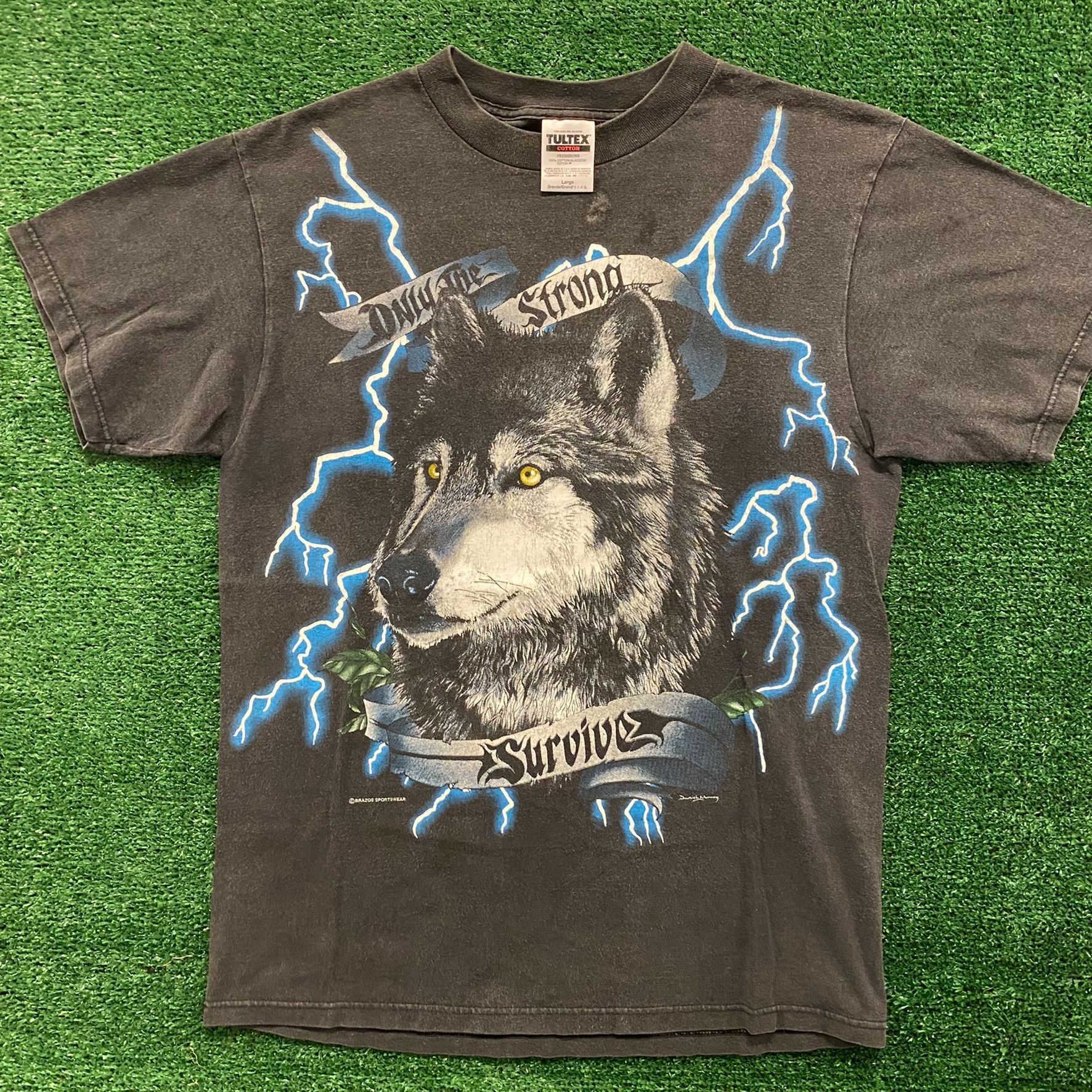 Vintage American Thunder Wolf Vintage 90s T-Shirt Size US L / EU 52-54 / 3 - 1 Thumbnail