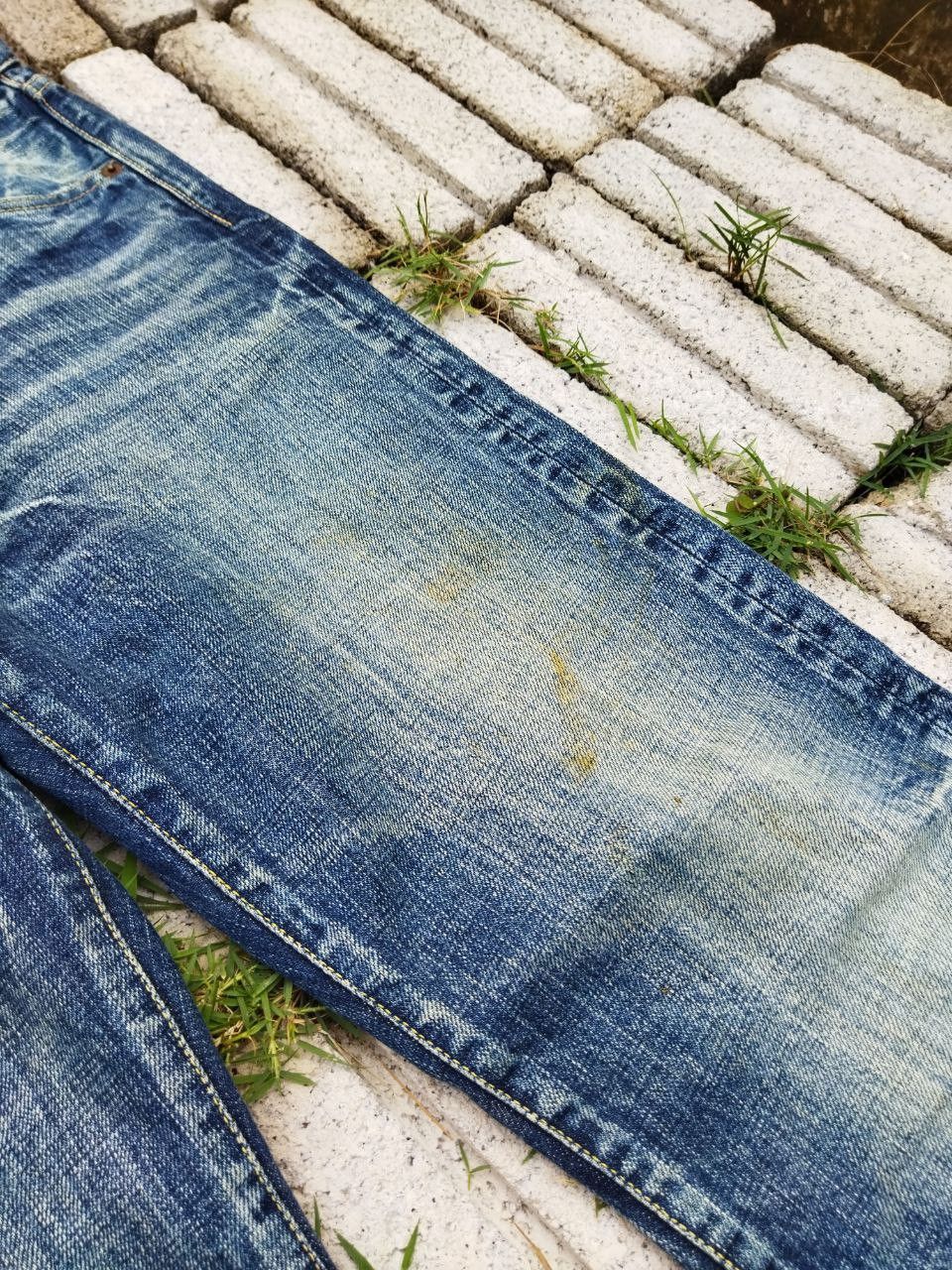 Spellbound Spellbound Japan Distressed Blue Jeans - Size 28 Size US 31 - 4 Thumbnail