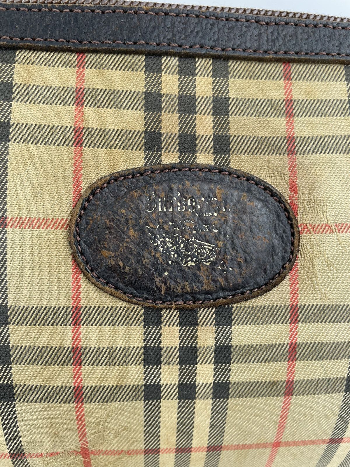 Burberry Burberrys Vintage Nova Checked Monogram Clutch Size ONE SIZE - 3 Thumbnail