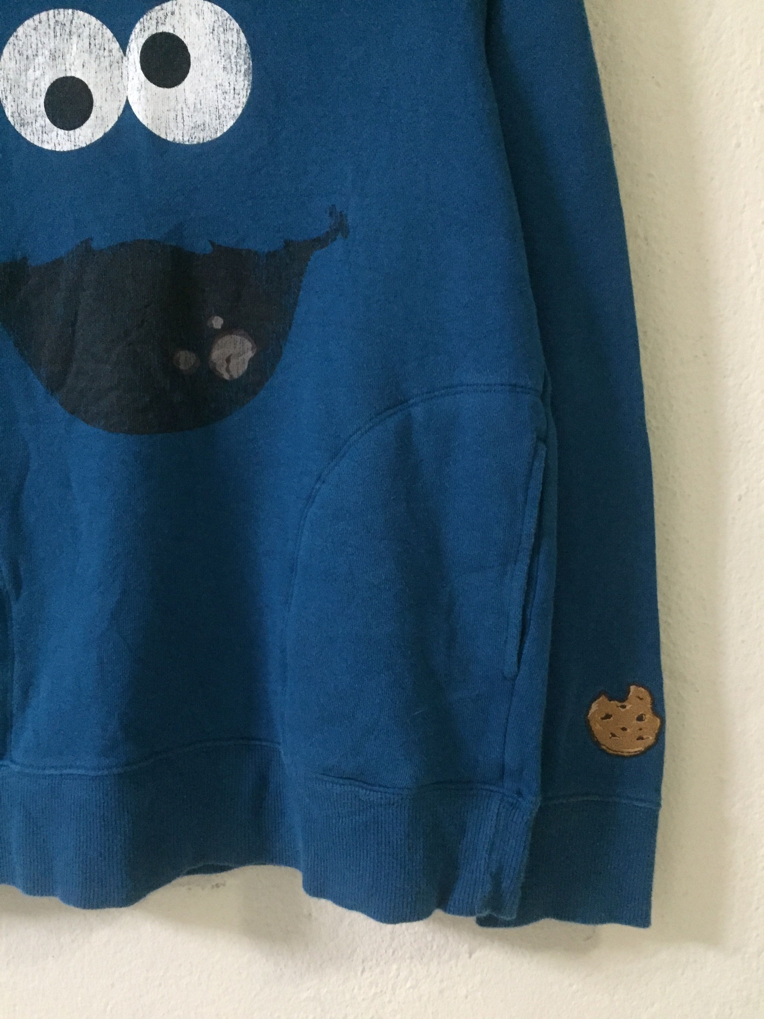 Cartoon Network × Uniqlo Uniqlo Sesame Street Elmo Hoodie Size US M / EU 48-50 / 2 - 2 Thumbnail