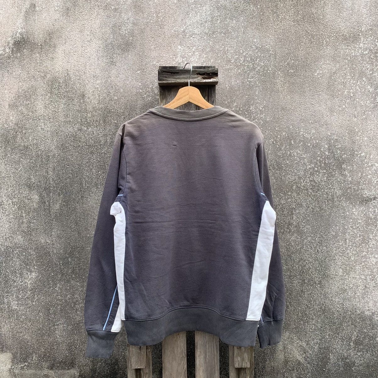 Nike × Vintage Y2K Nike Swoosh Crewneck SunFaded Sweater SmallLogo Pullover Size US M / EU 48-50 / 2 - 7 Thumbnail