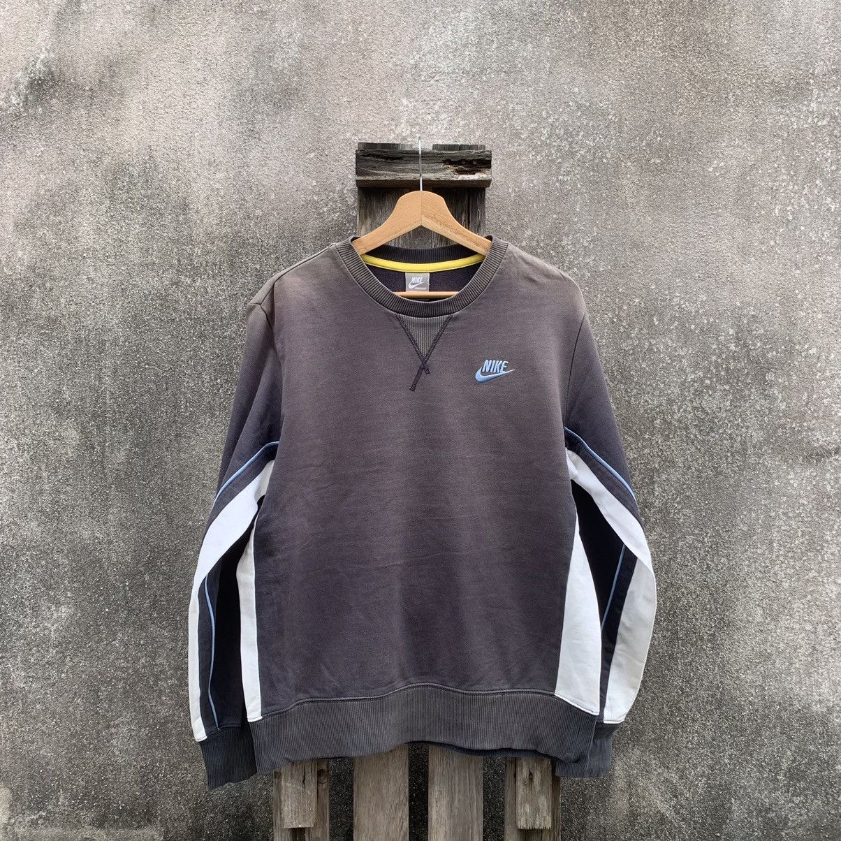 Nike × Vintage Y2K Nike Swoosh Crewneck SunFaded Sweater SmallLogo Pullover Size US M / EU 48-50 / 2 - 1 Thumbnail