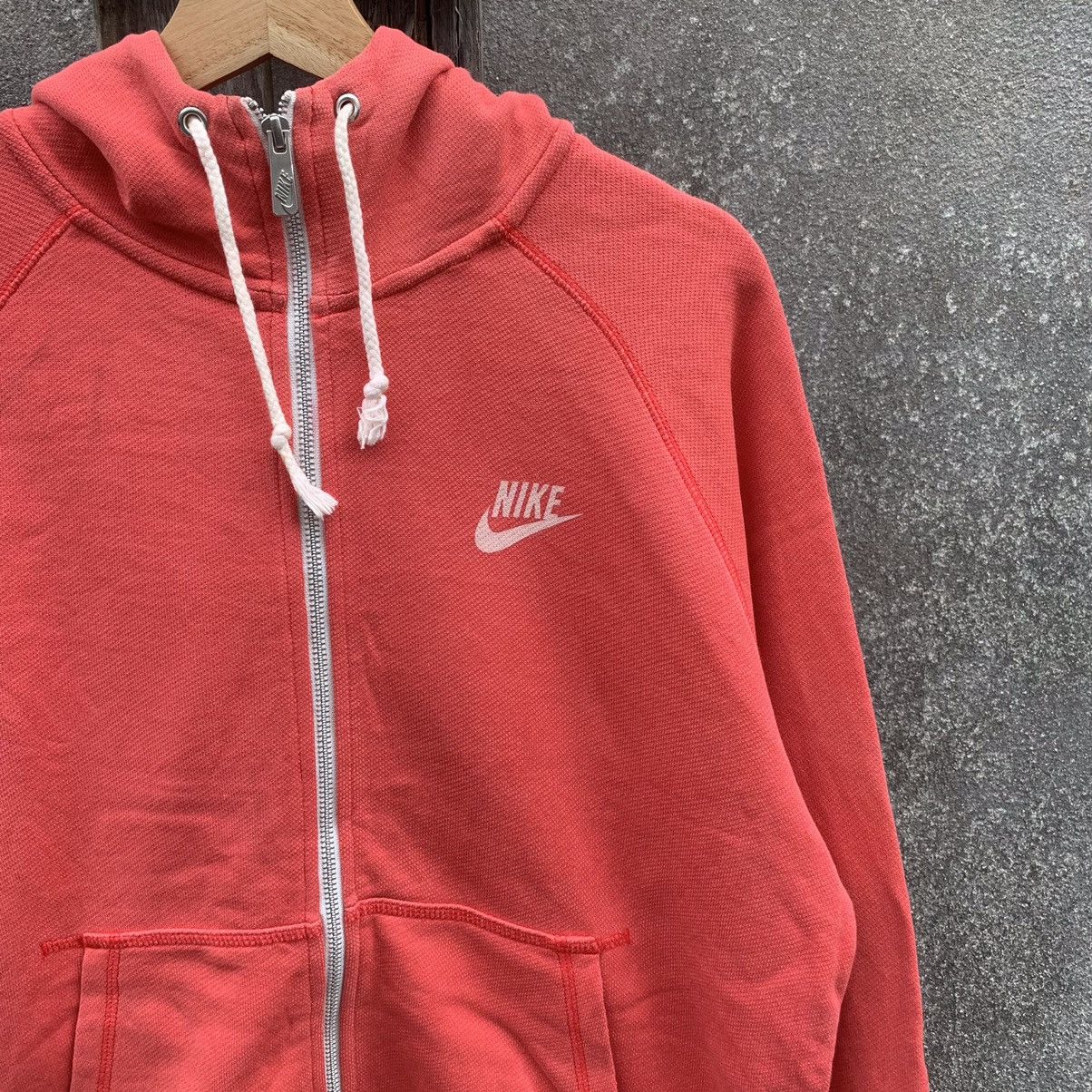 Nike × Vintage Y2K Nike Swoosh Hoodie Sweater Zip Ups Jacket Faded Pullover Size US M / EU 48-50 / 2 - 3 Thumbnail