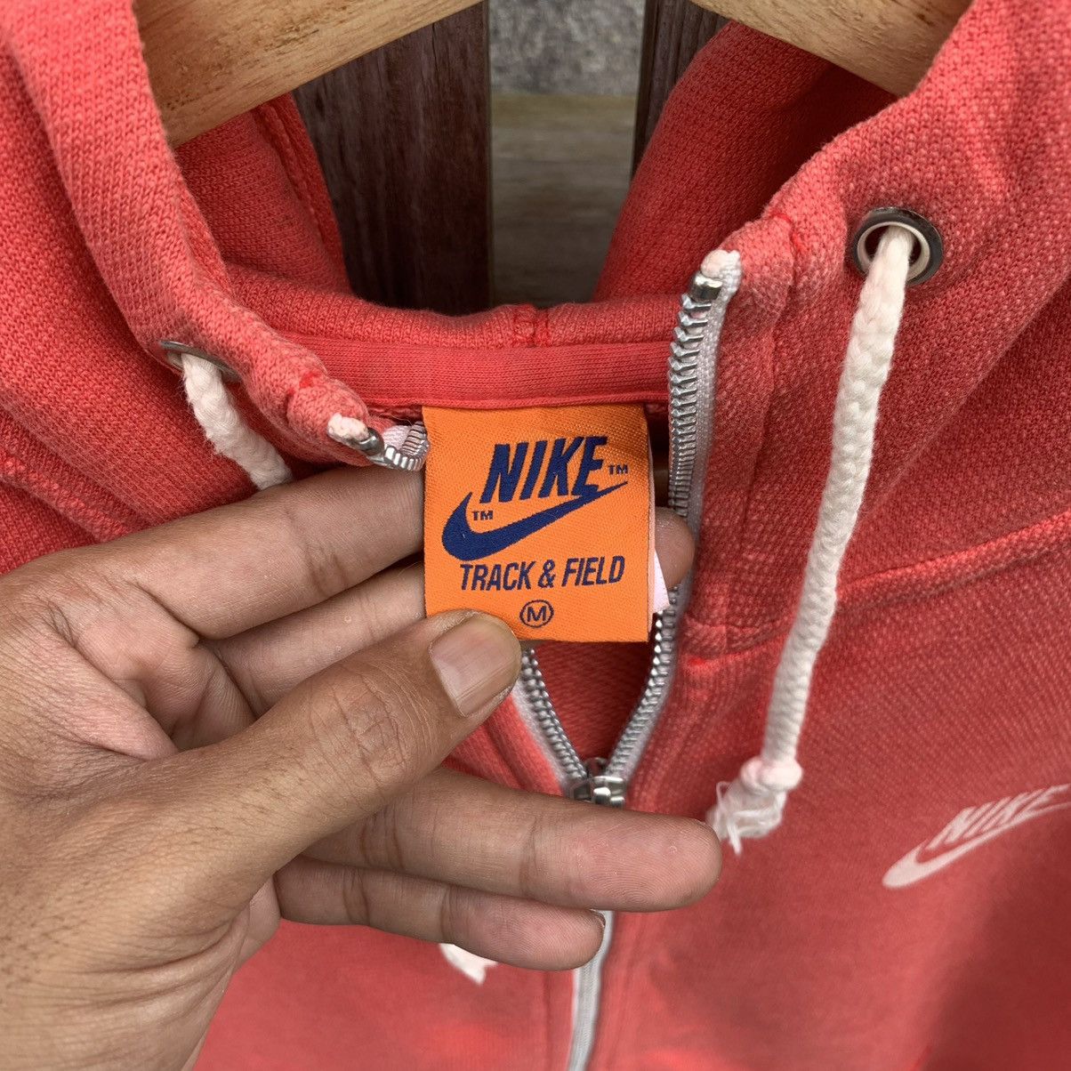 Nike × Vintage Y2K Nike Swoosh Hoodie Sweater Zip Ups Jacket Faded Pullover Size US M / EU 48-50 / 2 - 8 Thumbnail
