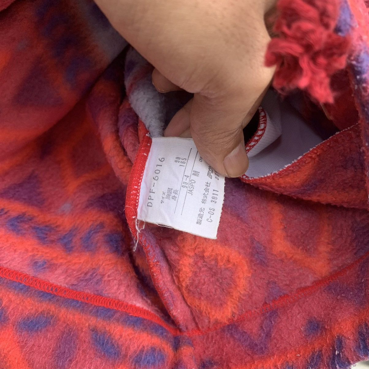 Art Comes First × Descente × Japanese Brand Vintage Descente Quarter Zips Baggy Tribal Design Sweater Size US XL / EU 56 / 4 - 9 Thumbnail